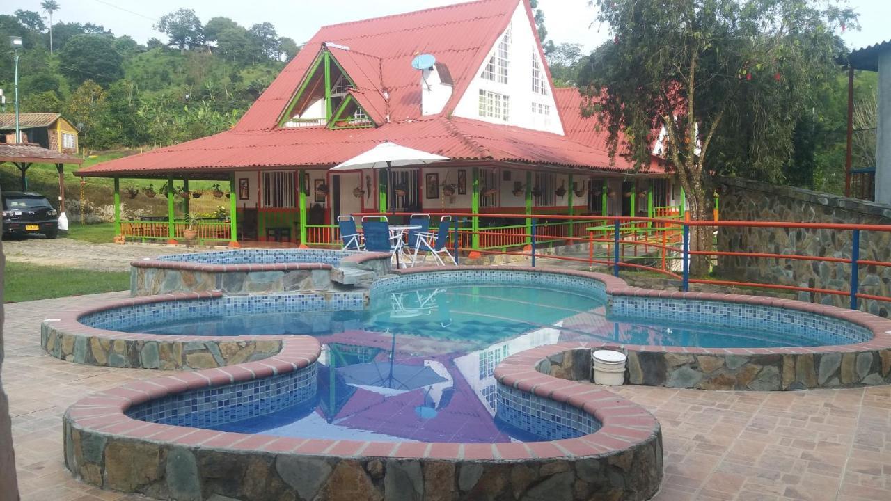 EcoHotel Colibrí Luna Park Kültér fotó